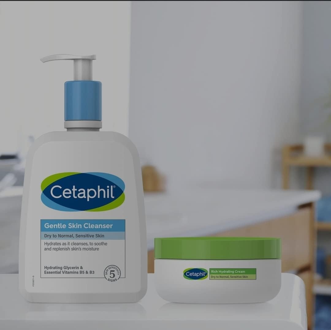 Cetaphil Oil Free Gentle Foaming Cleanser For Dry to Normal, Sensitive Skin, 8oz Pack of 2, Made with Glycerin and Vitamins B5 and E, Dermatologist Tested, Hypoallergenic, Soap and Fragrance Free(20oz Cleanser Old)